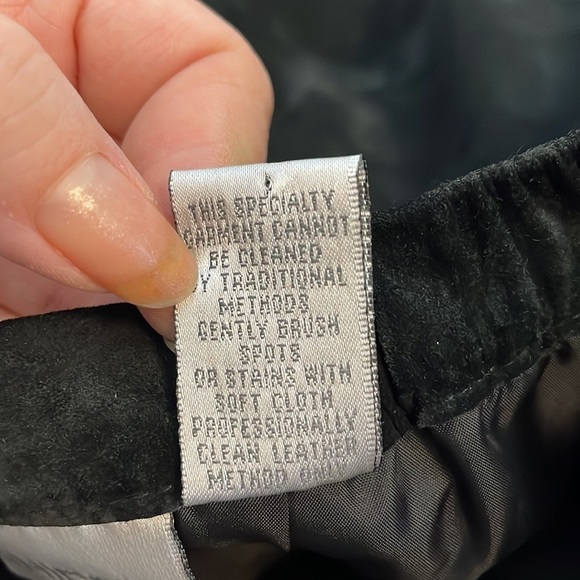 Chico’s Long Black Leather Cowgirl Skirt Beaded Trim Size 1 (Small) - Picture 8 of 15